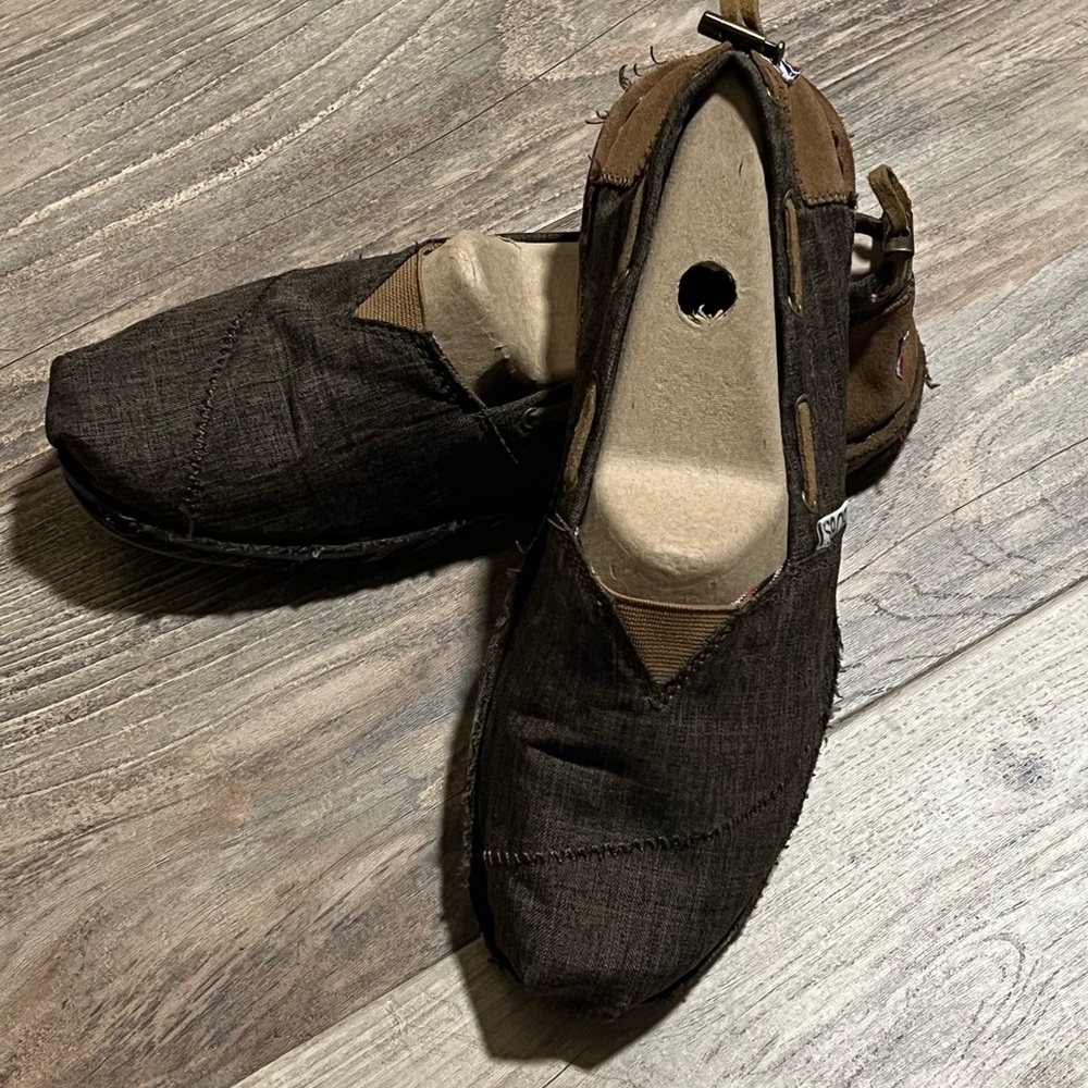 Brown Bob’s by Sketchers 7.5